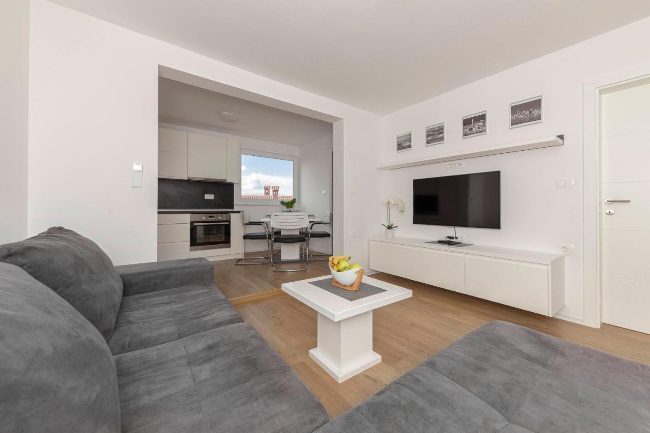 Apartments Era Ankaran Dış mekan fotoğraf