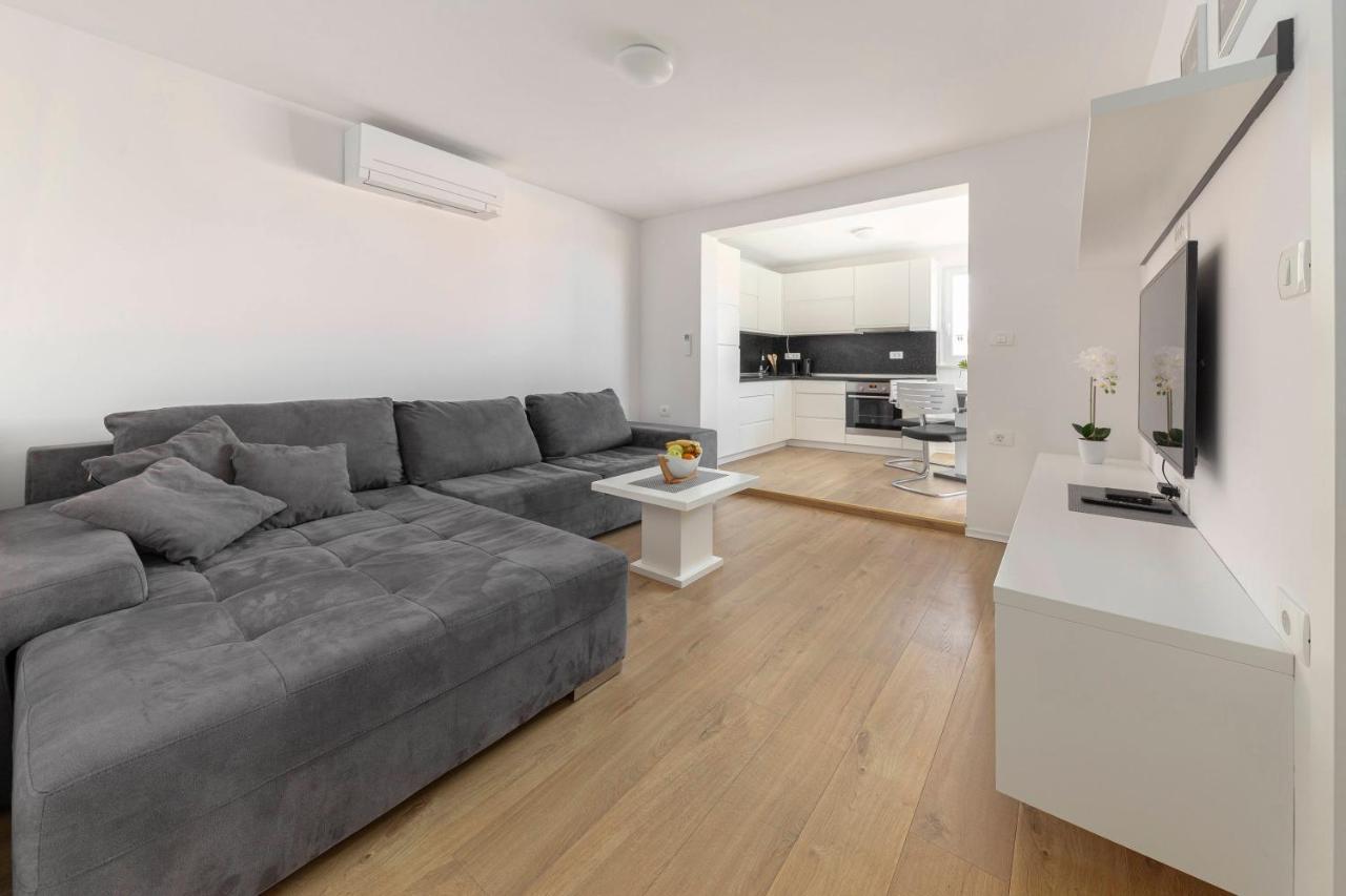 Apartments Era Ankaran Dış mekan fotoğraf