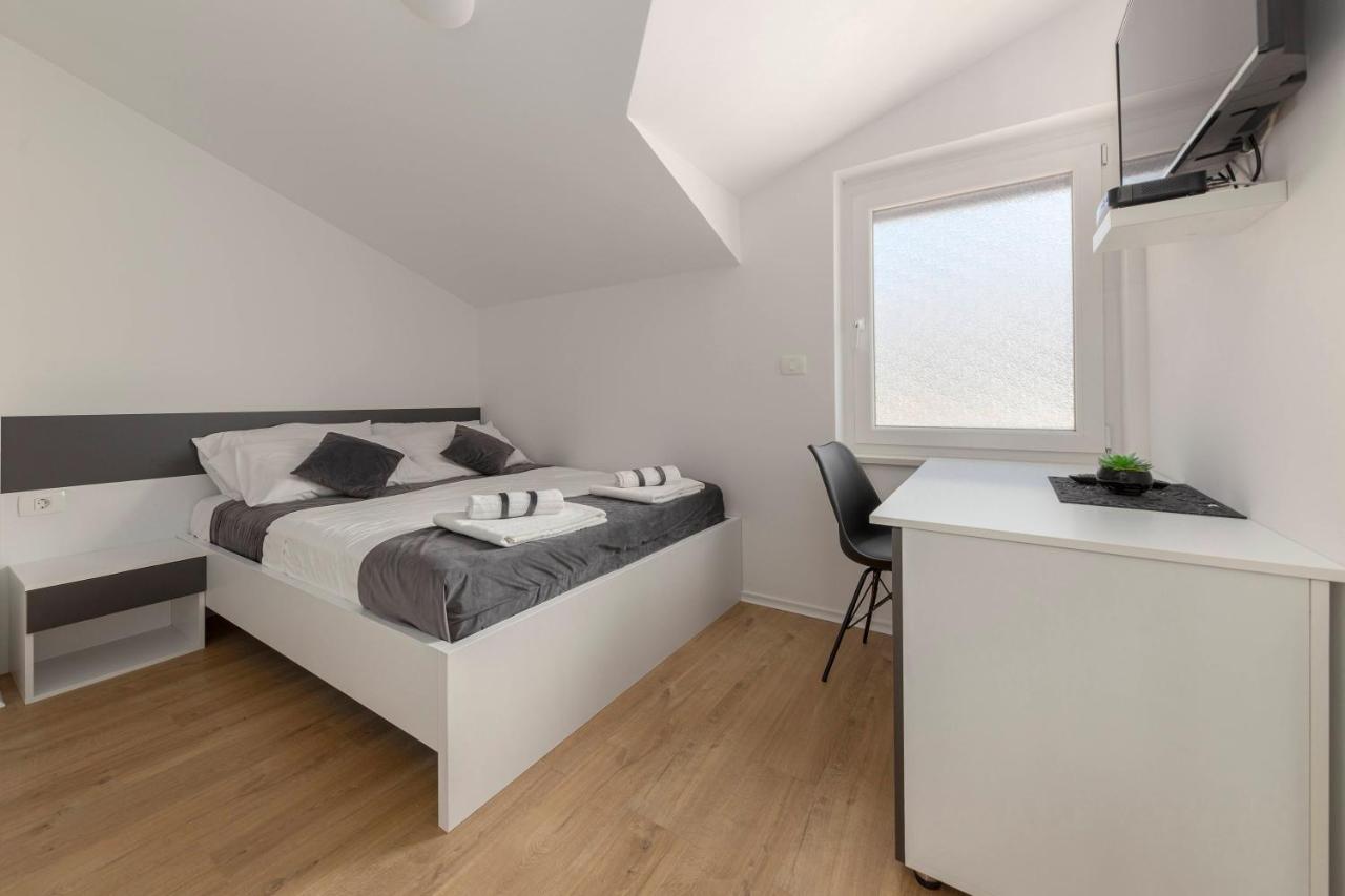 Apartments Era Ankaran Dış mekan fotoğraf